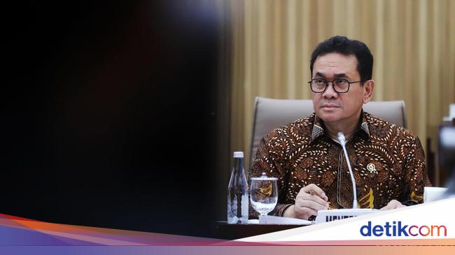 Permendag 8/2024 Dicabut, Kemendag Tetap Awasi Impor Tekstil-Pakaian Jadi