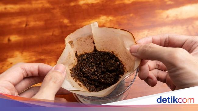 7 Manfaat Ampas Kopi yang Tidak Disangka-sangka, Penghilang Bau-Kotoran