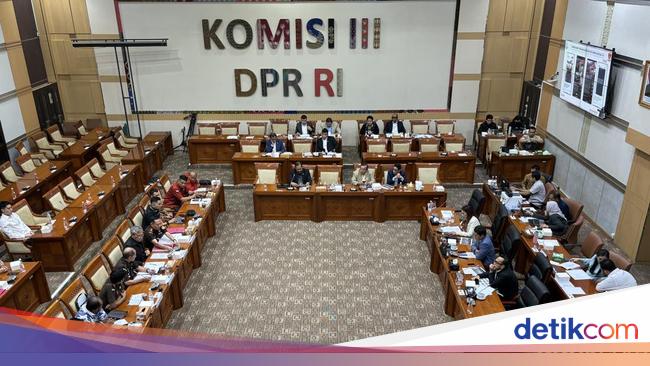 Komisi III DPR Audiensi Kasus Jaksa Jovi di Tapsel yang Terjerat ITE