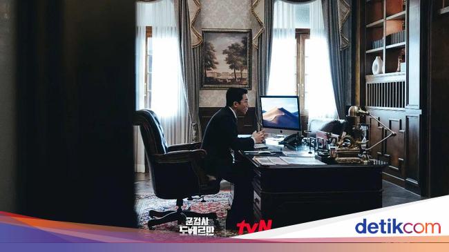 Pemain Drakor Ini Dijuluki Aktor Paling Awet Muda, Dikira 20 Tahun Lebih Muda