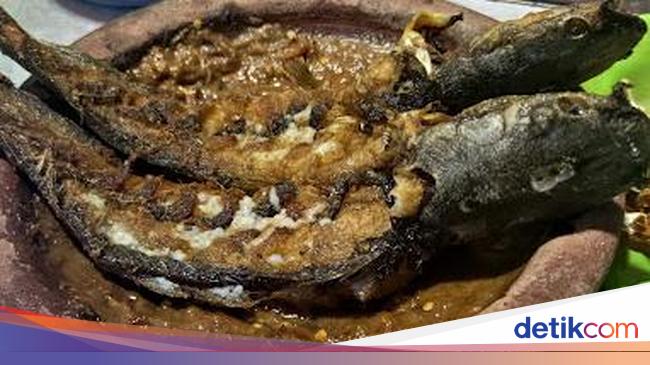 5 Pecel Lele Enak di Jakarta Pusat, Hanya Rp 20 Ribuan!