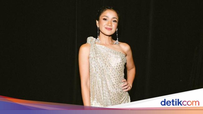 Nirina Zubir Burn Out, Tak Keluar Rumah 2 Bulan
