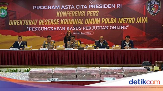 Tumpukan Uang Rp 76,9 M yang Disita dari Mafia Akses Judol Komdigi