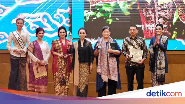 Tim Nasional Kebaya Indonesia Luncurkan Buku 'Kebaya, Keanggunan Yang Diwariskan'