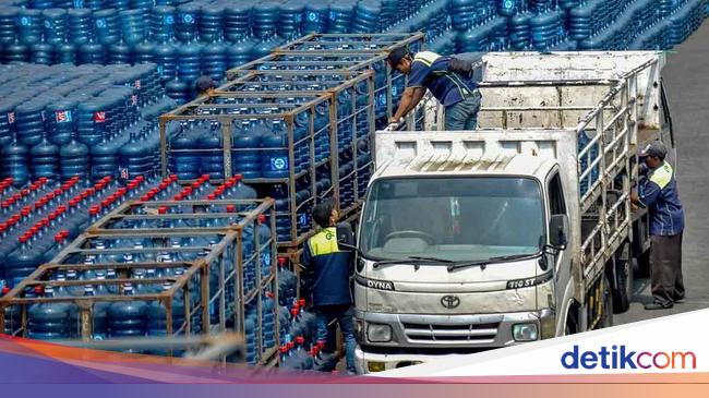 Pemerintah Diminta Izinkan Angkutan AMDK Beroperasi Saat Libur Nataru