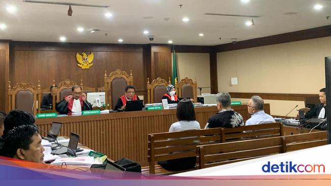 Jaksa Cecar Helena soal Transaksi Janggal Penukaran Valas: Diarahkan Siapa?