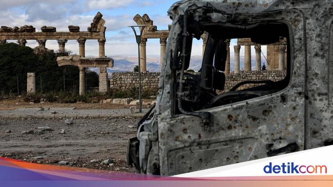 Melihat Reruntuhan Kuil Romawi di Kota Baalbek Lebanon