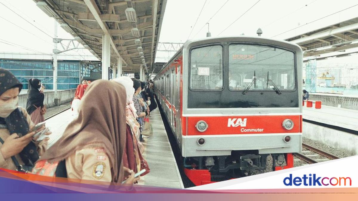 Naik KRL Sekarang Bisa Pakai QRIS Tap, Ini Caranya