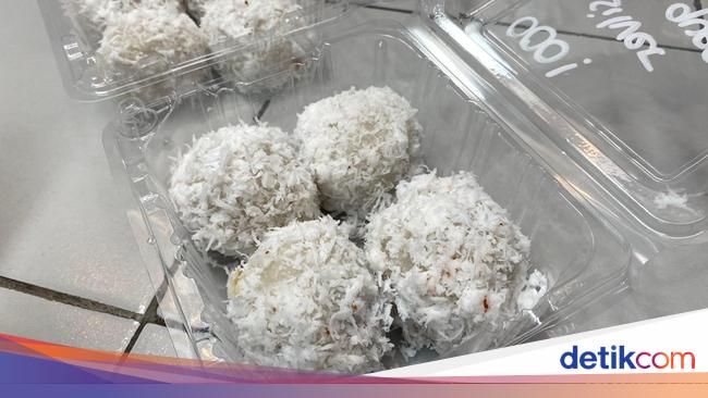 Unik! Onde-onde Manado Ini Isinya Cokelat Lumer