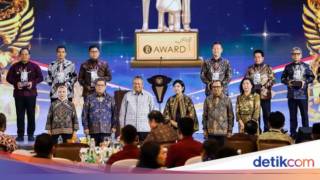 BRI Raih 2 Penghargaan di Ajang Bank Indonesia Awards 2024