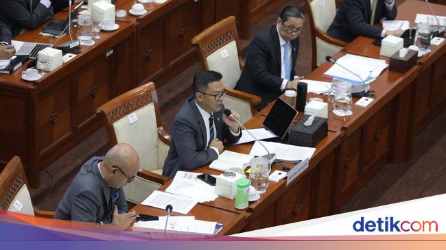 Menlu: Indonesia Komitmen Gabung NDB, Bank Diinisiasi Anggota BRICS