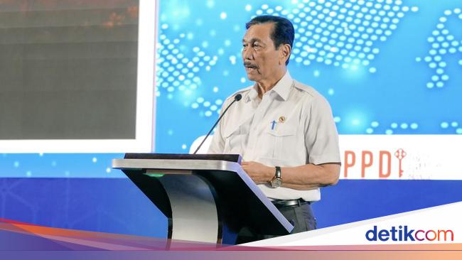 Luhut Sebut Sistem OSS Bakal Pakai AI