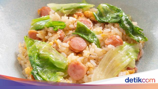 Resep Nasi Goreng Sosis dan Lettuce Tanpa Cabe yang Gurih Segar