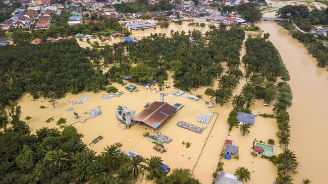 Kemlu: Belum Ada Informasi WNI Terdampak Banjir di Malaysia