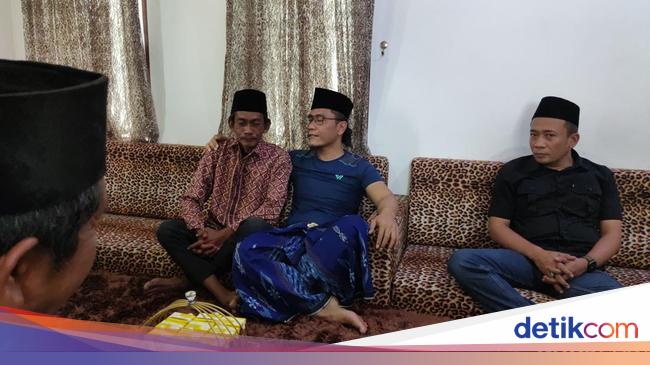 Gus Miftah dan Sunhaji Penjual Es Teh Saling Bertamu