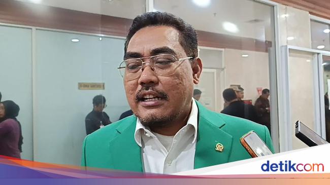 PKB Penasaran Video Hasto 'Borok Pejabat', Ingatkan Pidana Jika Tak Valid