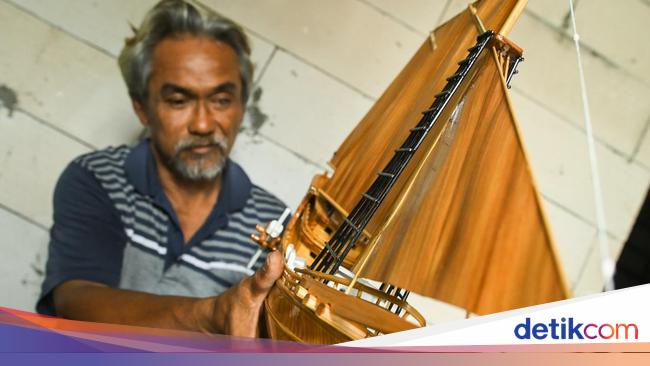 Miniatur Kapal Pinisi Ini Dijual Hingga Rp 1 Juta