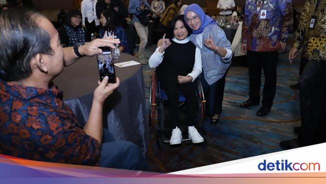 Menteri Rini Dorong Keterlibatan Difabel demi Inklusivitas Layanan Publik