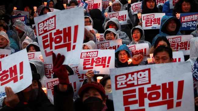 Korea Selatan, Hantu Merah, dan Akuntabilitas Politik