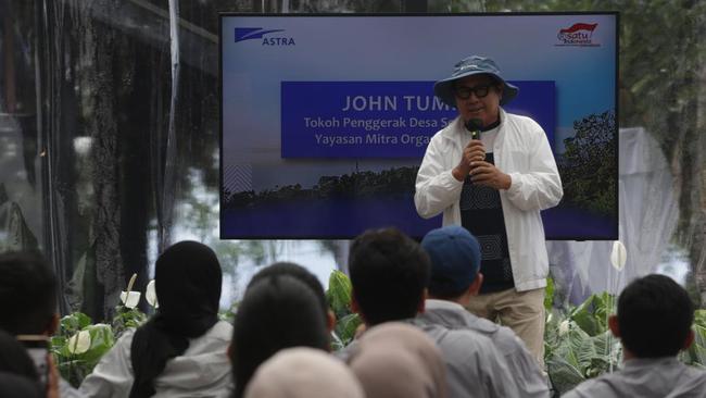 Top! Petani Asal Bogor Binaan Astra Sukses Nyangkul Sampai Jepang