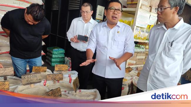 Terungkap! Biang Kerok Harga Beras Naik Terus Meski Stok Berlimpah