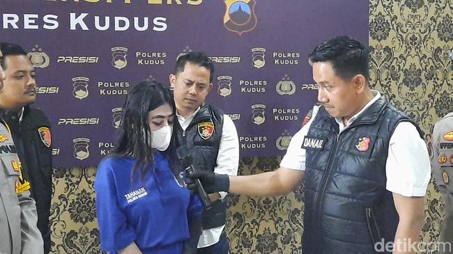 Mahasiswi di Kudus Ditangkap Usai Jual Video Foursome ke 52 Pelanggan Via WA