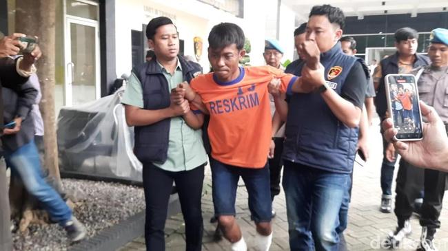 Polisi Ungkap Motif Adik Bunuh Keluarga Guru di Kediri