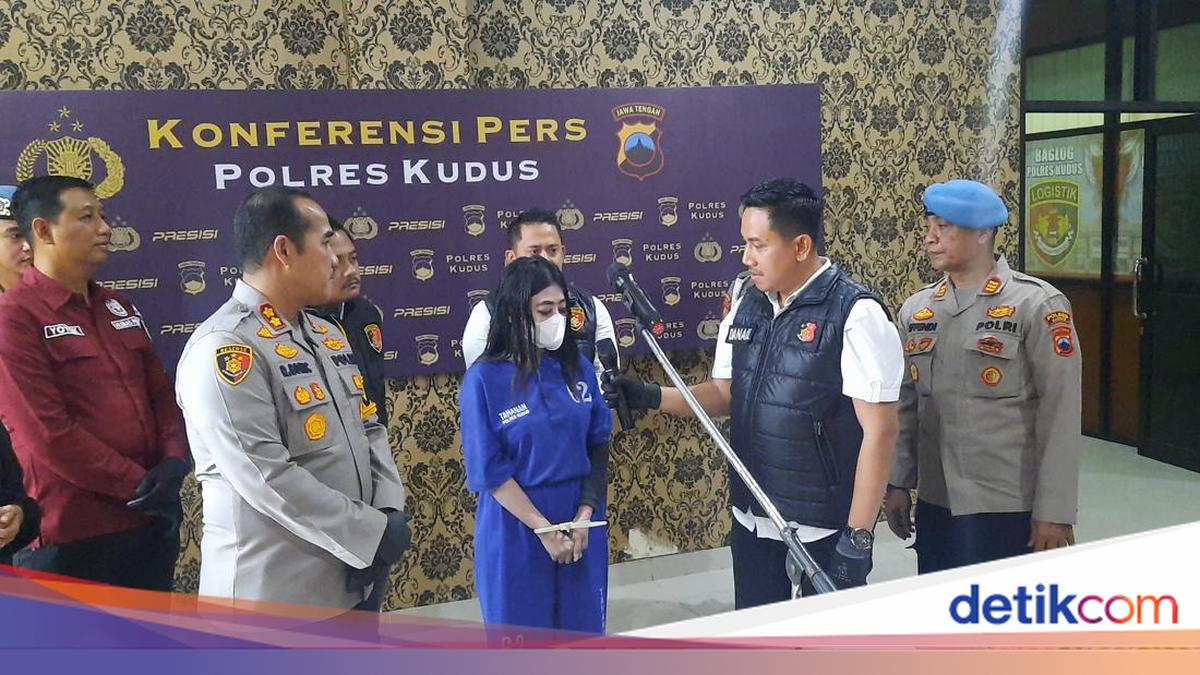 Jual Video Porno Dirinya Lawan 3 Pria Mahasiswi Ditangkap Polres Kudus jual-video-porno-dirinya-lawan-3-pria-mahasiswi-ditangkap-polres-kudus