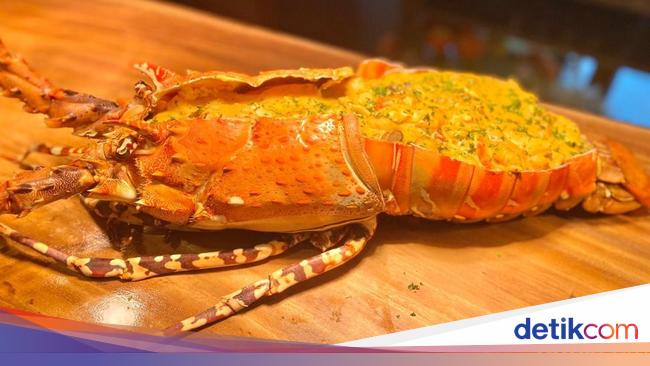 Natal Makin Meriah dengan Sajian Lobster Jumbo hingga Tiramisu