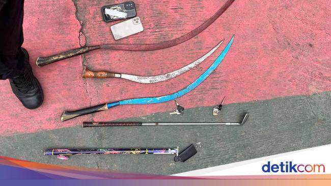 Tawuran di Awal Tahun: Selusin Pemuda Ditangkap, Sajam dan Ganja Disita