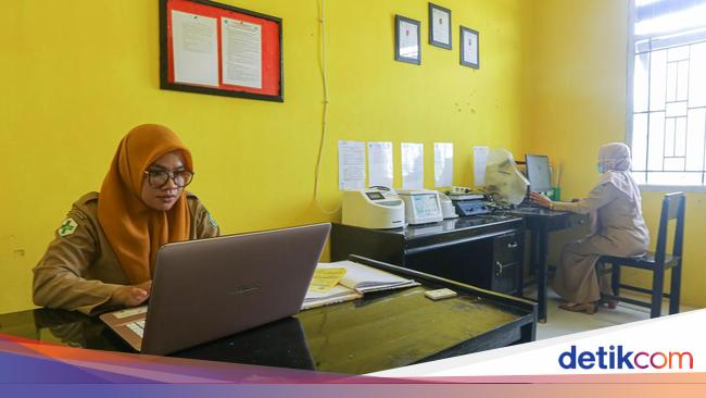 Dulu Lewat Jalan Rusak, Kirim Laporan di Puksesmas Wawonii Kini Online