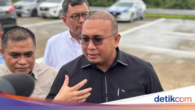 PLTS Terapung Akan Dibangun di Danau Singkarak, Andre Rosiade: Investasi Besar