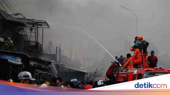 Kabar Lowongan Jakarta: Dibutuhkan 11 Ribu Petugas Damkar
