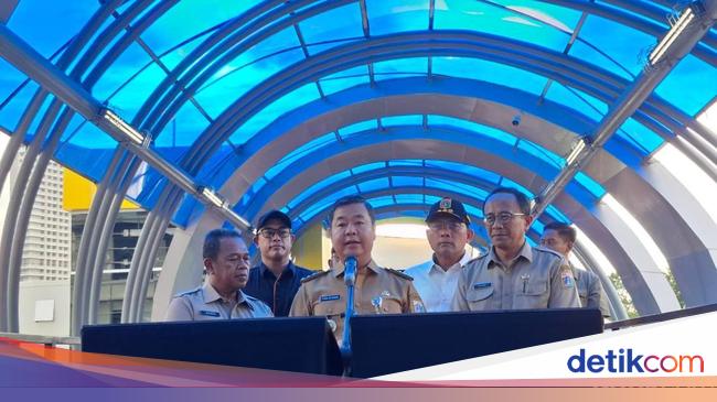 Pj Gubernur Teguh Resmikan 4 JPO di Jakarta, Telan Biaya Rp 70 Miliar