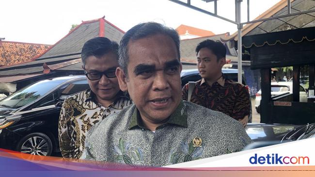 Muzani would be happy if Jokowi joined Gerindra but…