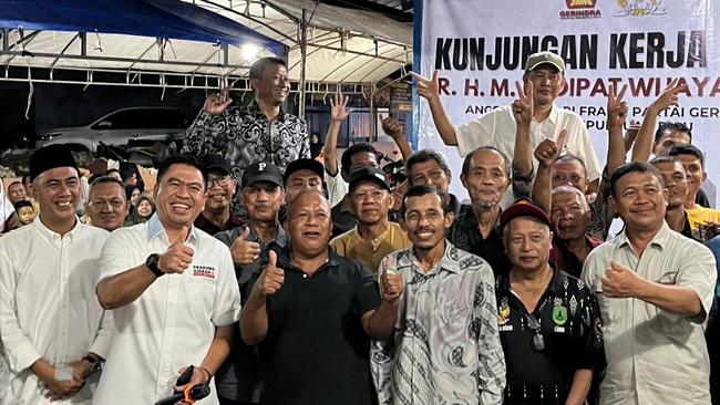 Legislator Gerindra Beri Bantuan Rp 100 Juta Bantu Warga Sungai Panas