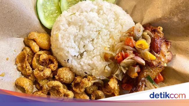 Nasi Matah Blok M: Harum Sedap! Ayam Goreng Bawang Putih Dicocol Sambal Matah