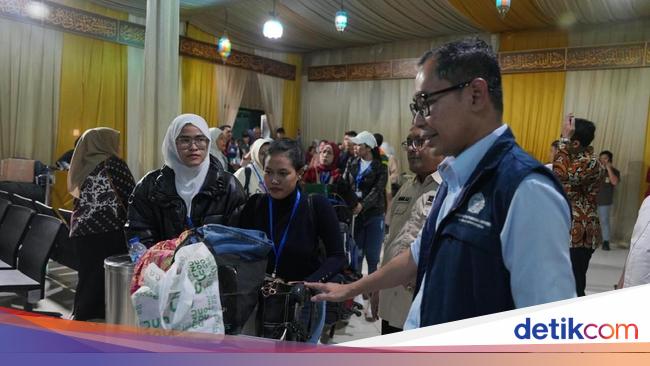 37 WNI yang Dievakuasi dari Suriah Tiba di Tanah Air