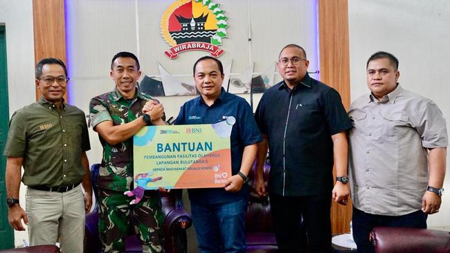 Andre Rosiade Gandeng BNI Bangun Lapangan Bulu Tangkis Korem 032/Wirabraja