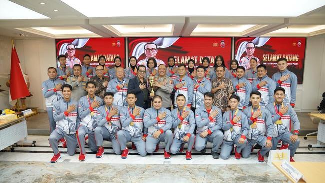 Tim Garuda Bhayangkara Borong Medali Kejuaraan Taekwondo Polisi di Vietnam