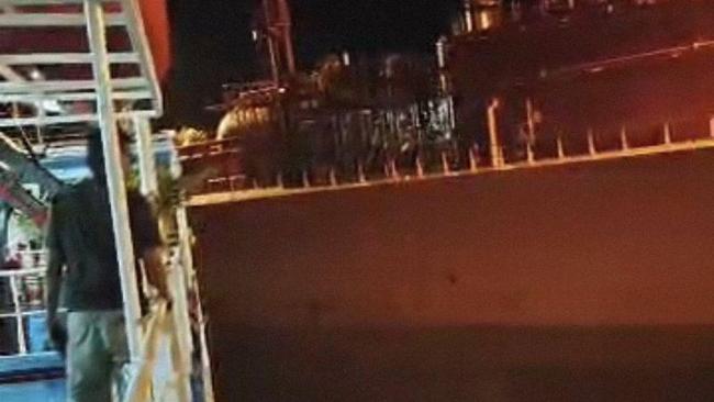 Viral KMP Trimas Terbawa Arus Benturan dengan Kapal Angkut Gas di Merak