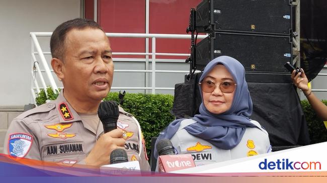 Kakorlantas Polri Imbau Masyarakat Pilih Angkutan Resmi Saat Mudik Nataru