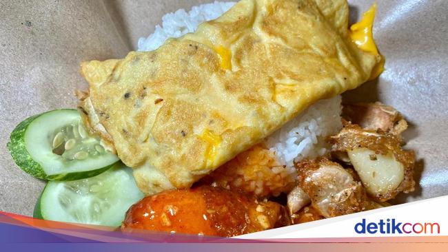 Nikmatnya Nasi Ayam Bawang Putih Sambal Matah yang Baru di Blok M