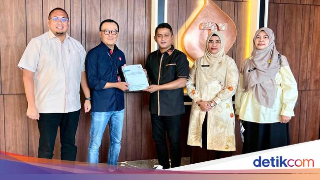 Pemerataan Sinyal, Andre Rosiade dan Bupati Terpilih Solok Temui Dirut Telkomsel