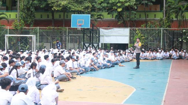 Polisi Wanti-wanti Siswa Hindari Tawuran-Bullying, Ingatkan Sanksi Pidana