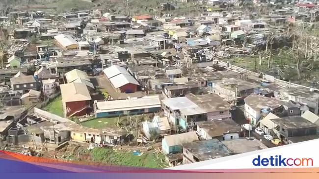 Potret Kerusakan di Wilayah Termiskin Prancis Akibat Siklon Chido