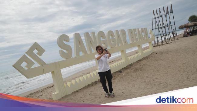 Santai Sejenak di Sanggar Beach Lampung Selatan