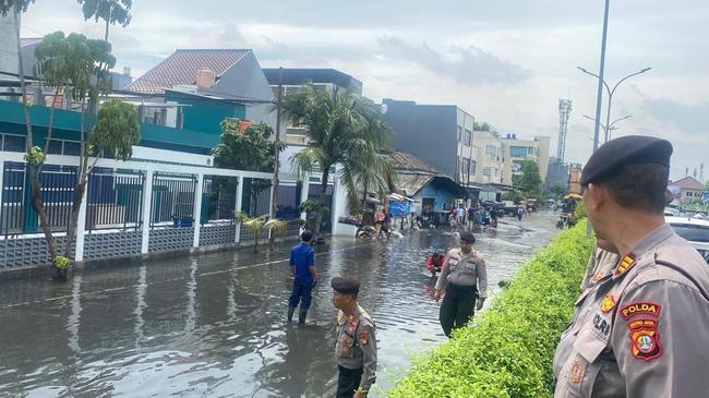 Banjir Rob di Muara Angke Kembali Meluap, Ketinggian Air Capai 60 Cm