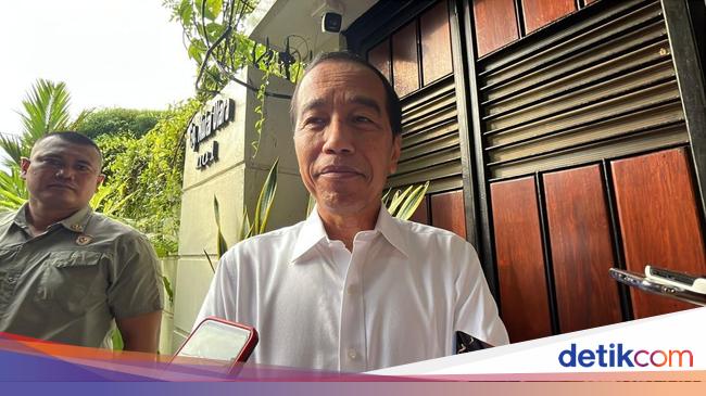 Namanya Disebut PDIP Terkait Hasto Tersangka, Jokowi: Sudah Pensiunan