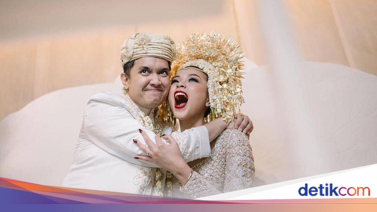 Potret Pernikahan Oza Rangkuti dan Aisha Lahtiba, Segini Maskawinnya
